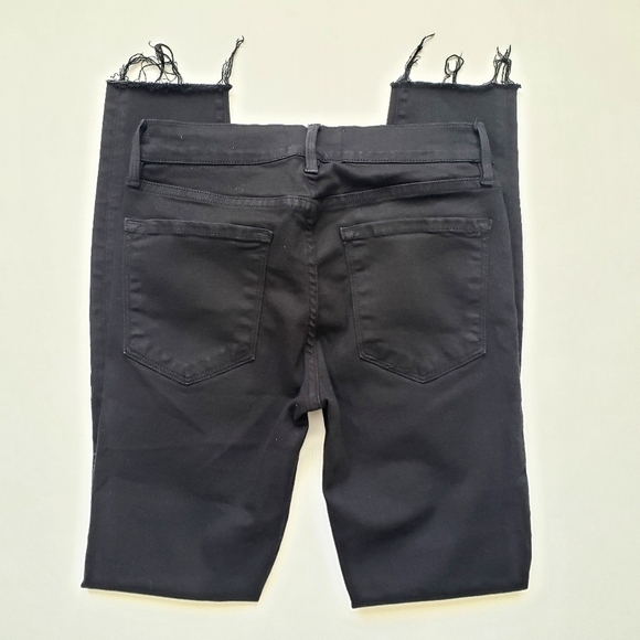 Frame Le Skinny Jeanne Crop Raw Hem Distressed Black Jeans Size 26 - Picture 8 of 14